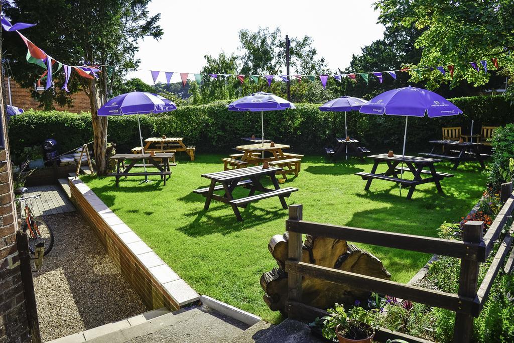 Waverley Inn Ньюпорт Экстерьер фото